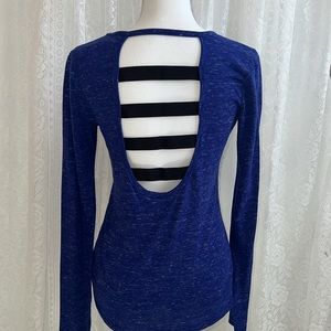 VS Open Back Shirt